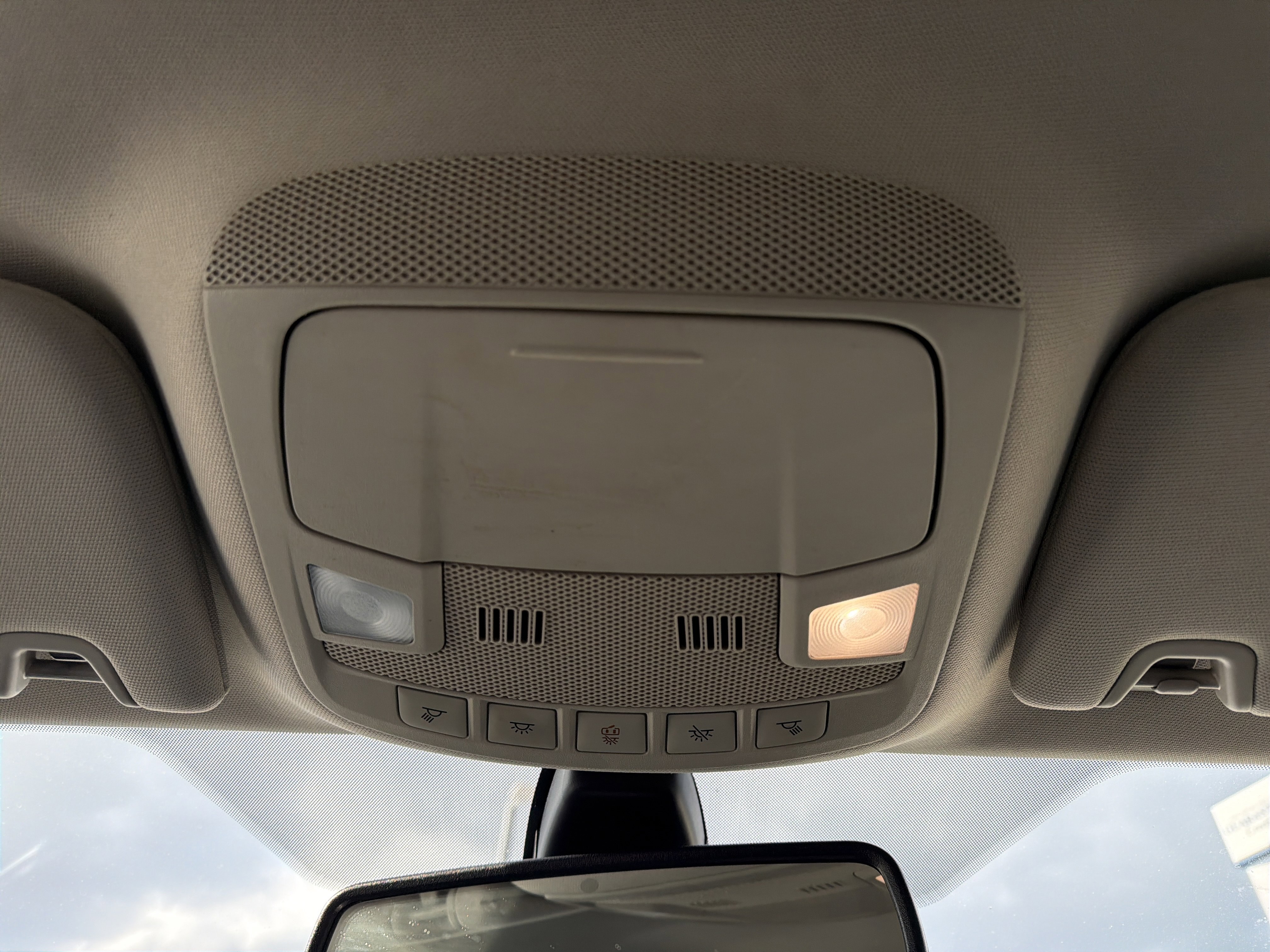 Used 2019 Ford Fusion SE image 17