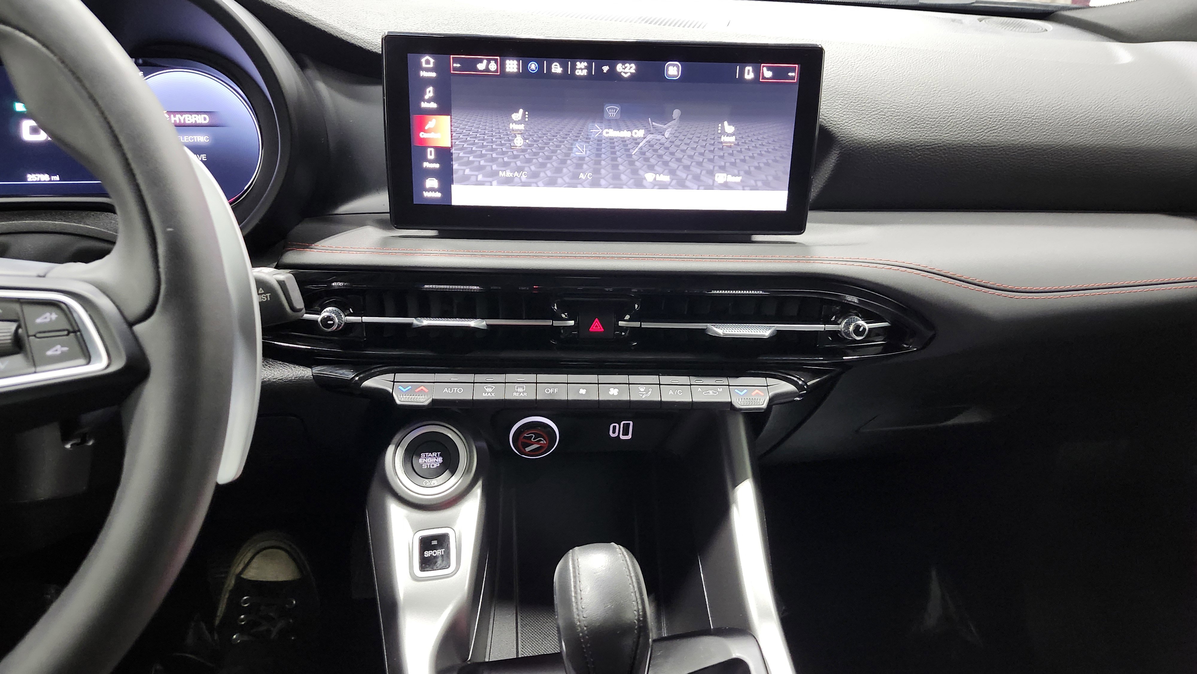 Used 2024 Dodge Hornet R/T image 32