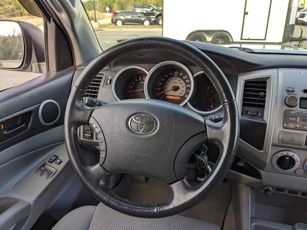 Used 2009 Toyota Tacoma PreRunner image 21