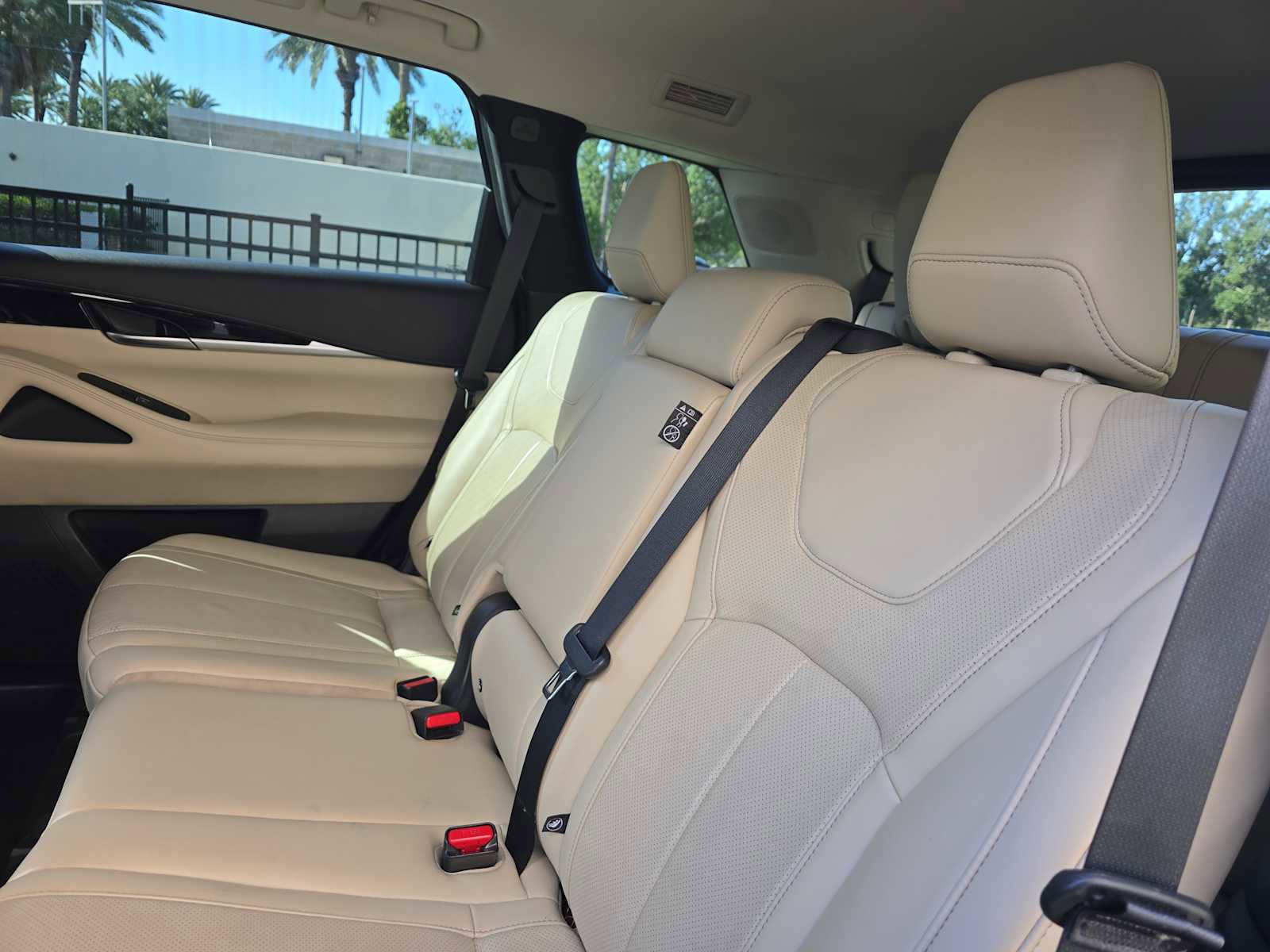 Used 2023 INFINITI QX60 Pure FWD image 12