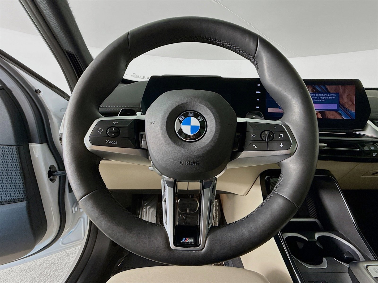 Used 2025 BMW X1 xDrive28i w/ Technology Package image 11