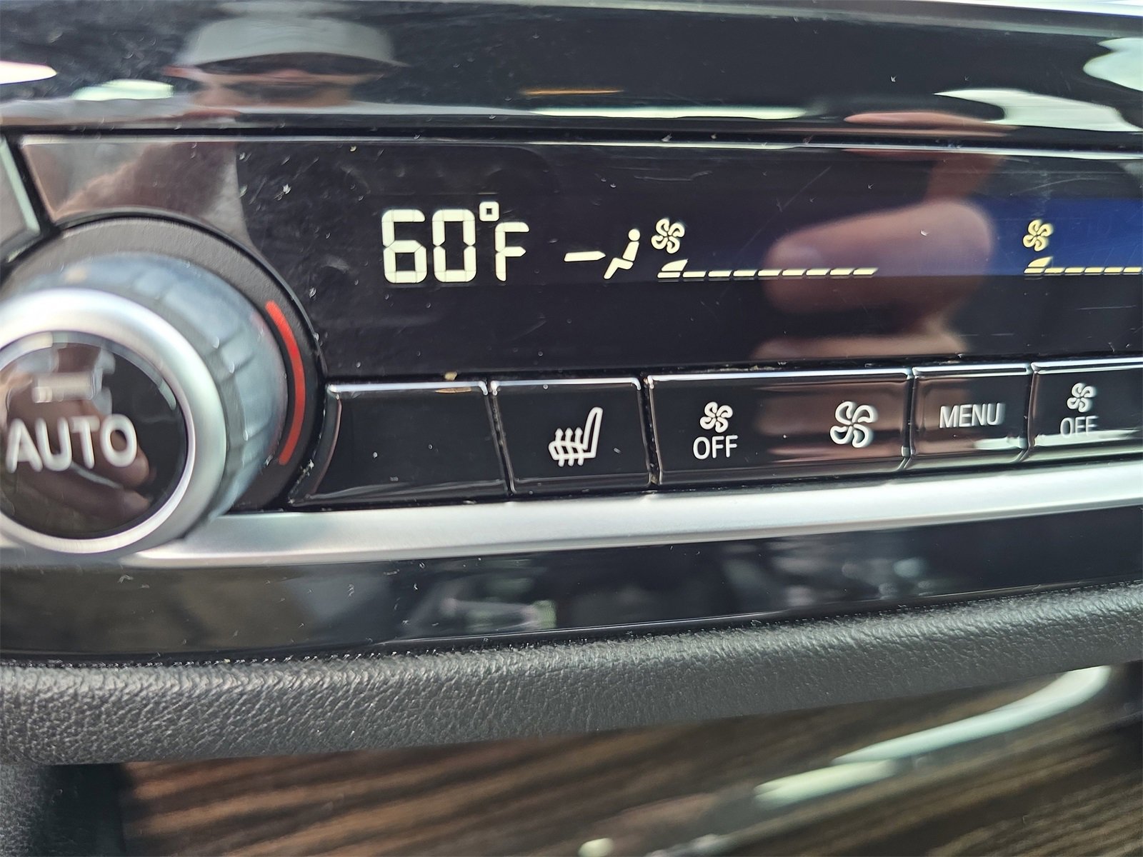 Used 2022 BMW 540i xDrive w/ Convenience Package image 20