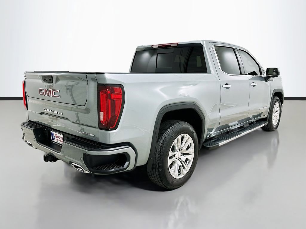 Used 2026 GMC Sierra 1500 Denali RWD image 7