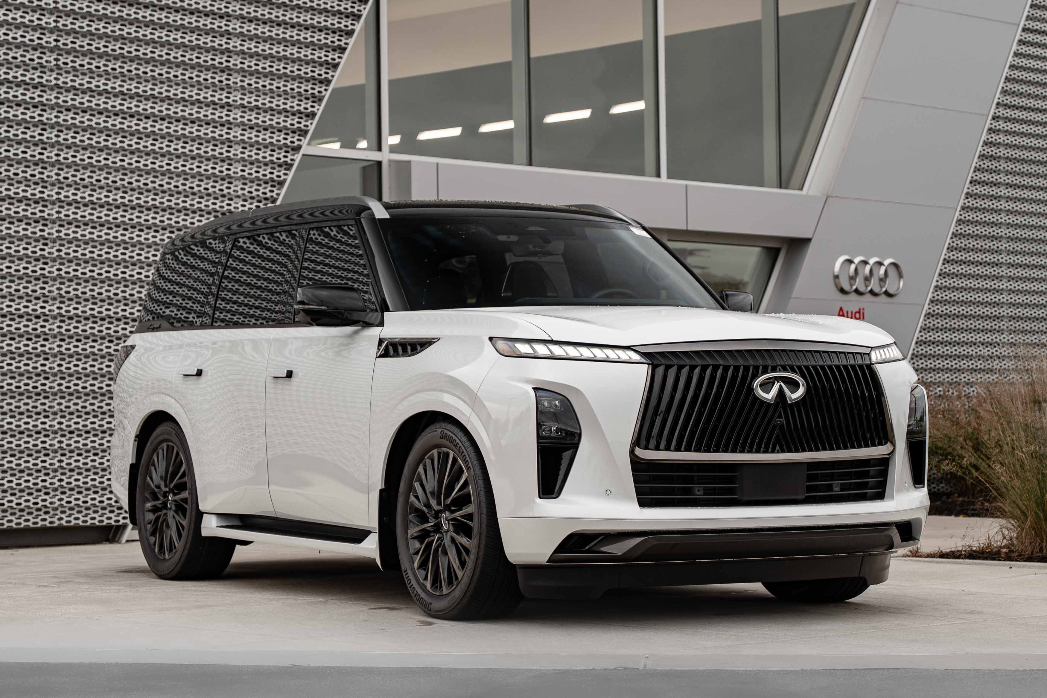 Used 2026 INFINITI QX80 Autograph w/ Premium Cargo Package