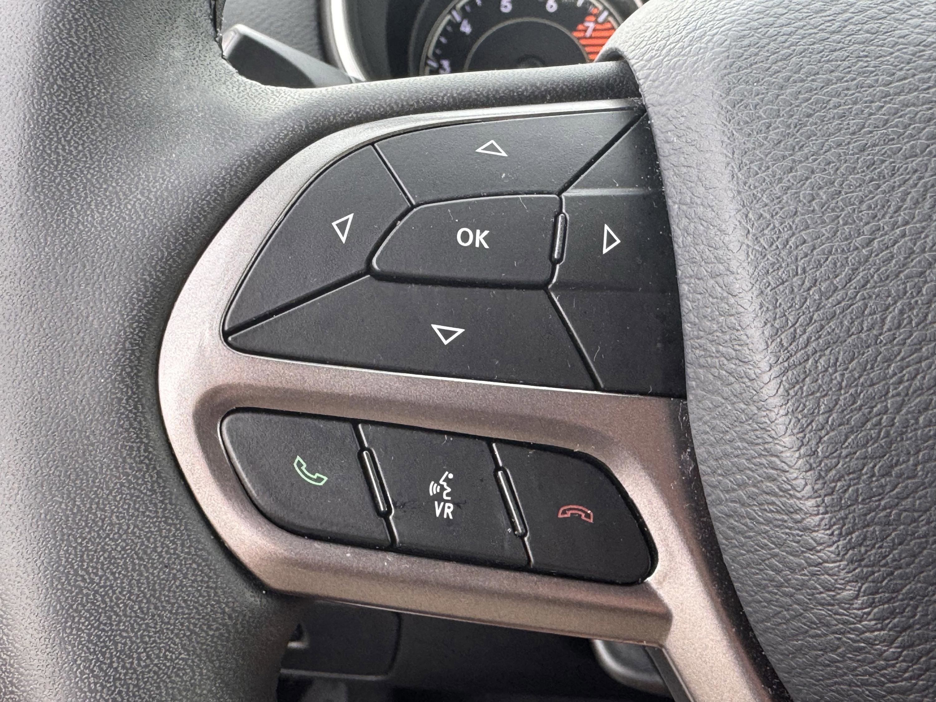 Used 2022 Jeep Cherokee Limited w/ Elite Package AWD/4WD image 14