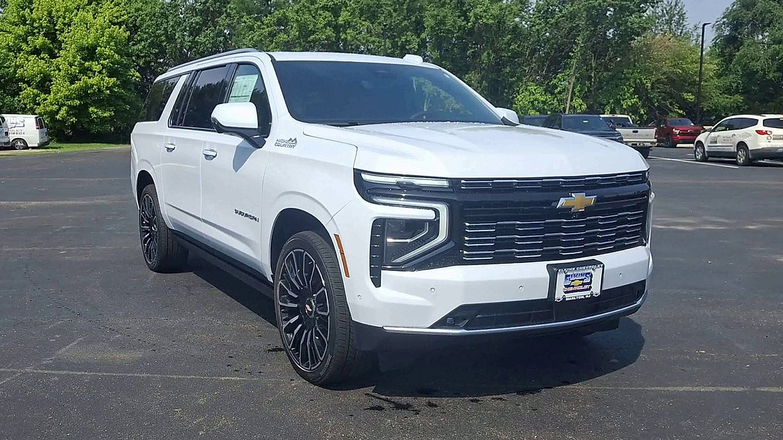 New 2026 Chevrolet Suburban High Country AWD/4WD image 5