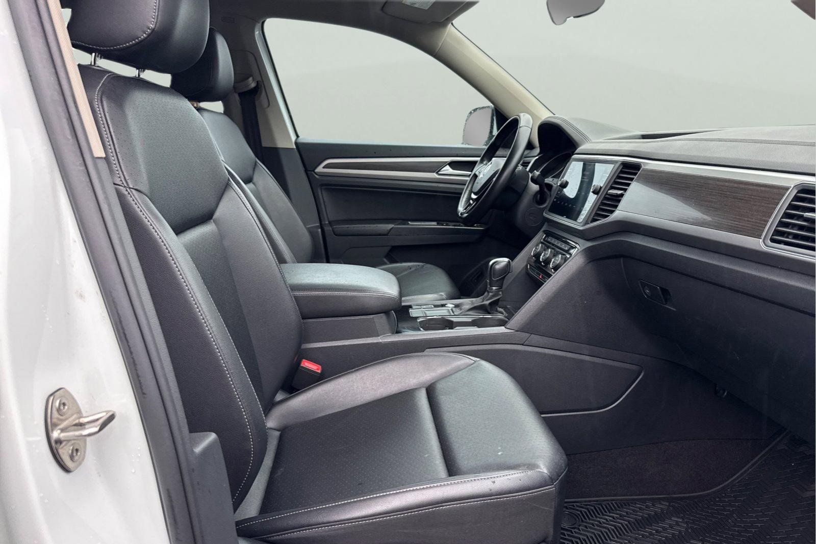 Used 2018 Volkswagen Atlas SE image 19