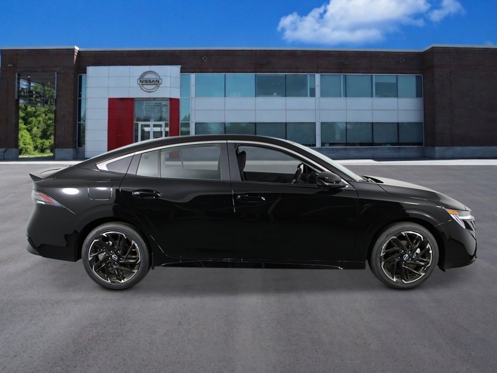 New 2027 Nissan Sentra SR FWD image 6
