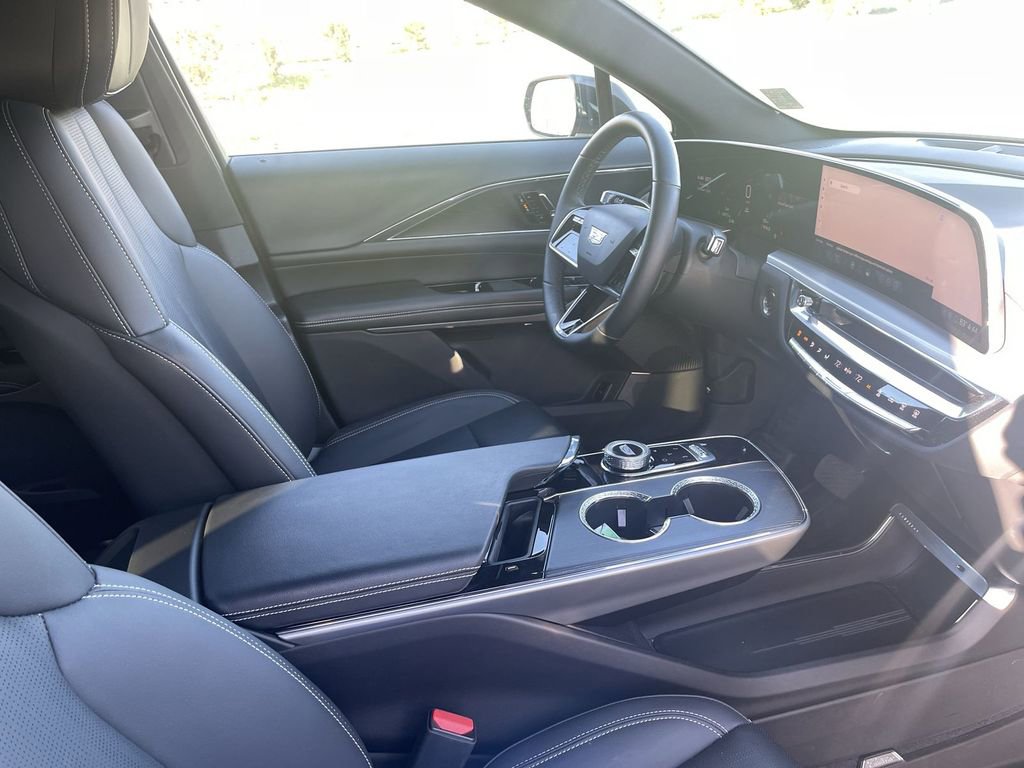 Certified 2024 Cadillac Lyriq Sport w/ LPO, Floor Liner Package image 39