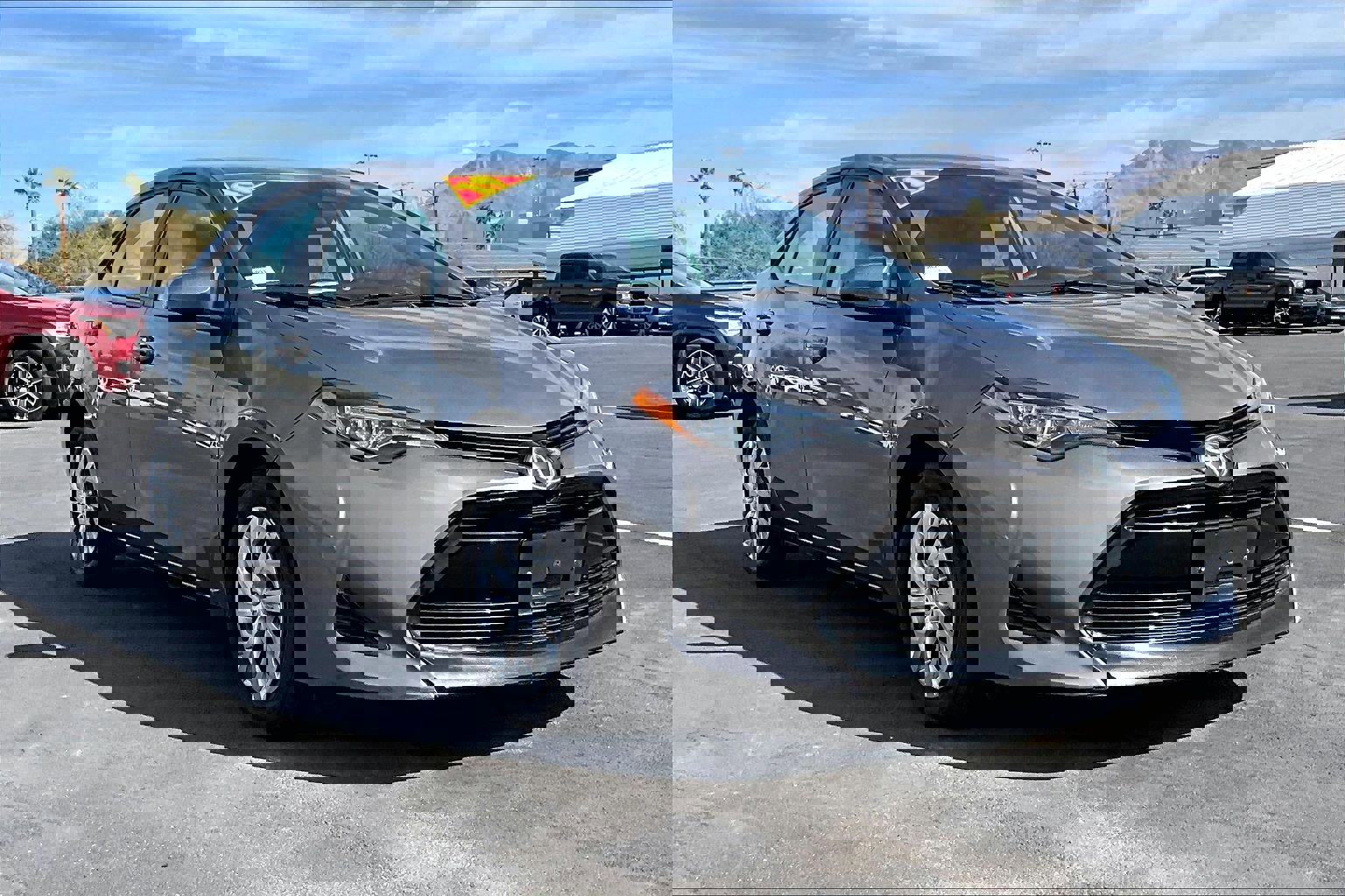 Used 2019 Toyota Corolla LE image 2