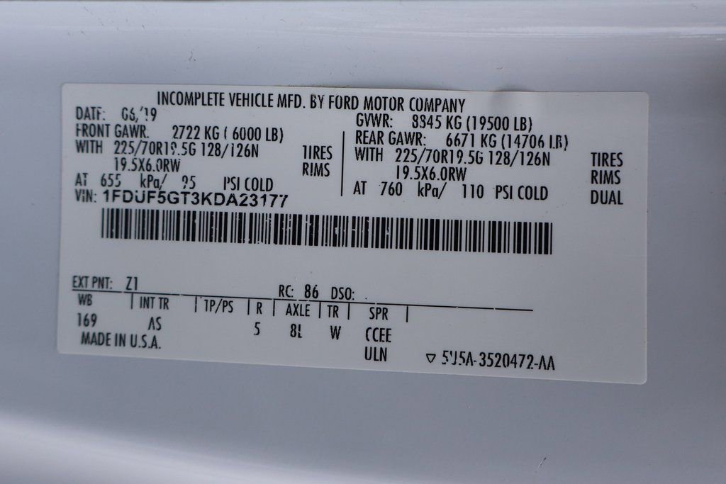 Used 2019 Ford F550 2WD Regular Cab Super Duty image 51