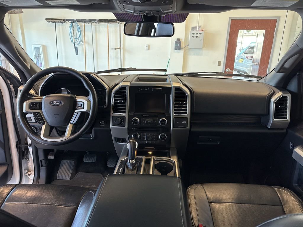 Used 2015 Ford F150 Lariat w/ Equipment Group 502A Luxury image 16