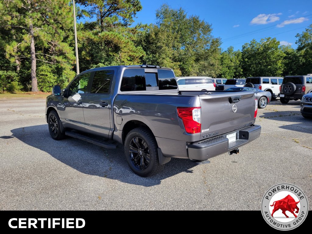 Used 2024 Nissan Titan SV w/ SV Convenience Package RWD image 4