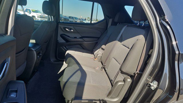 Used 2023 Chevrolet Traverse LT FWD image 24