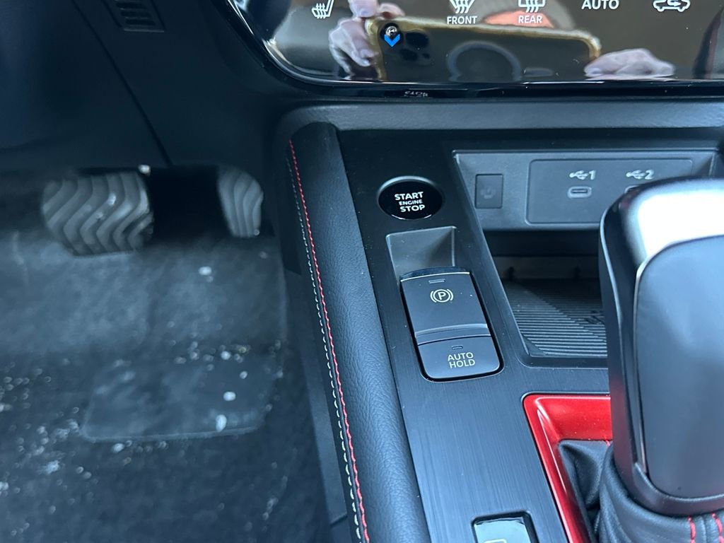 New 2026 Nissan Kicks SR w/ Illumination Package image 24