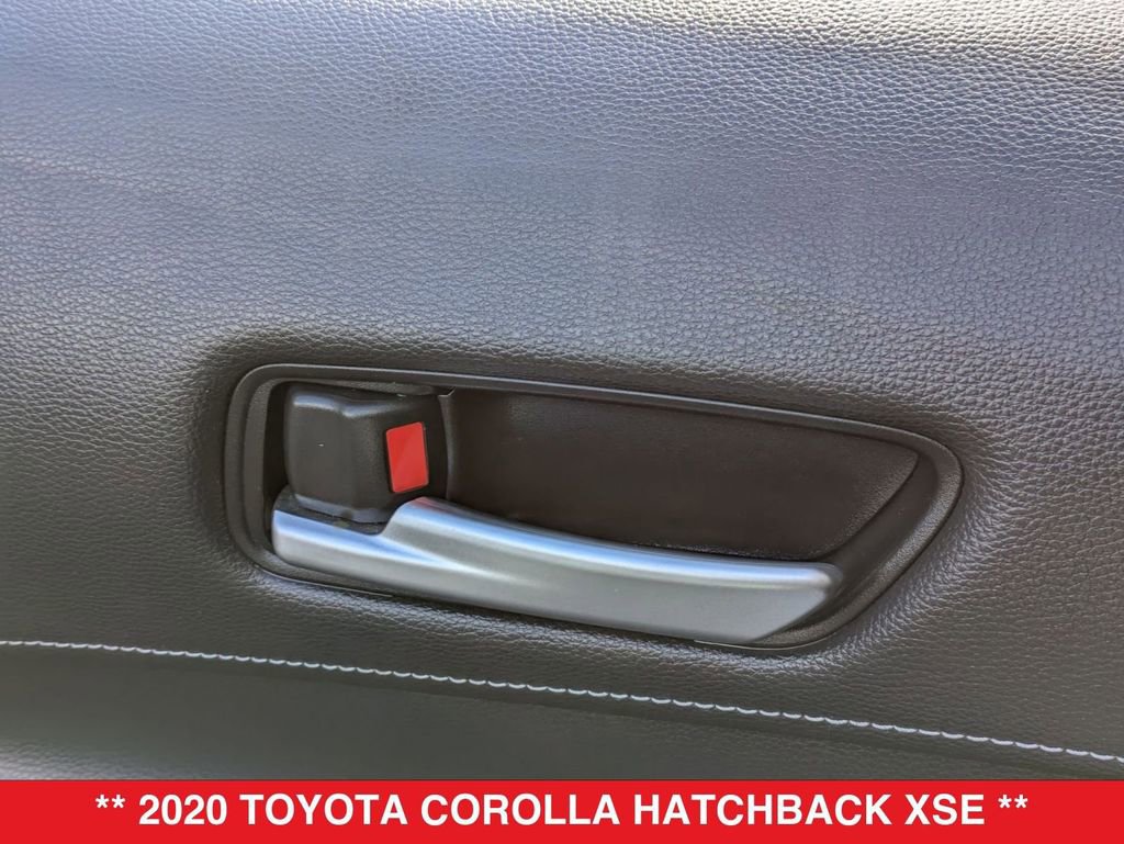 Used 2020 Toyota Corolla XSE image 12