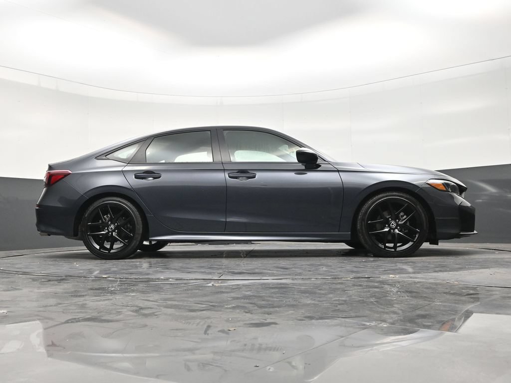 Used 2025 Honda Civic Sport image 25