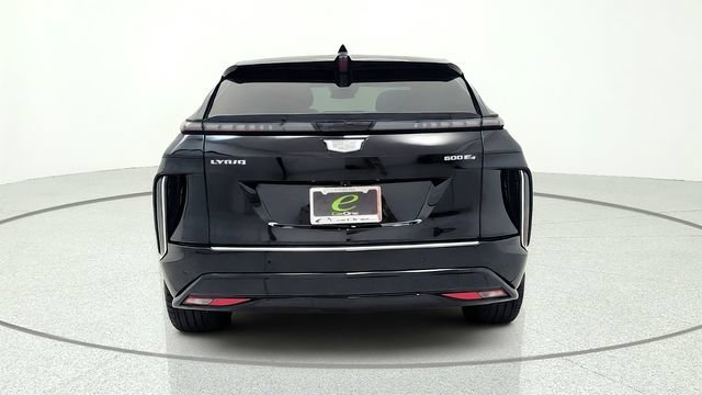 Used 2025 Cadillac Lyriq Luxury AWD/4WD image 7