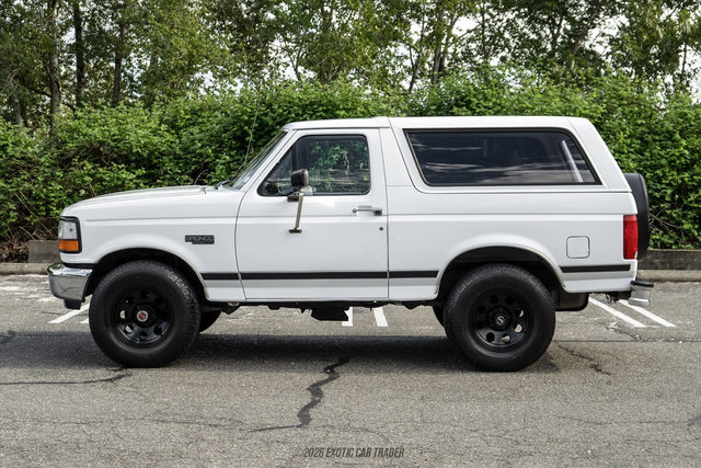 Used 1992 Ford Bronco Custom AWD/4WD image 3