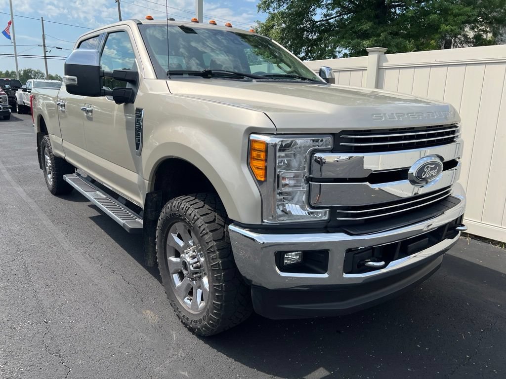 Used 2017 Ford F250 Lariat w/ Lariat Ultimate Package AWD/4WD video 2