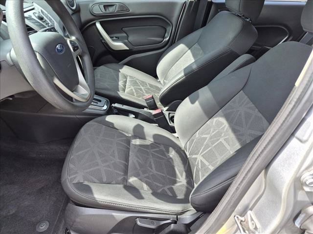 Used 2013 Ford Fiesta SE w/ Super Fuel Economy Pkg FWD image 14