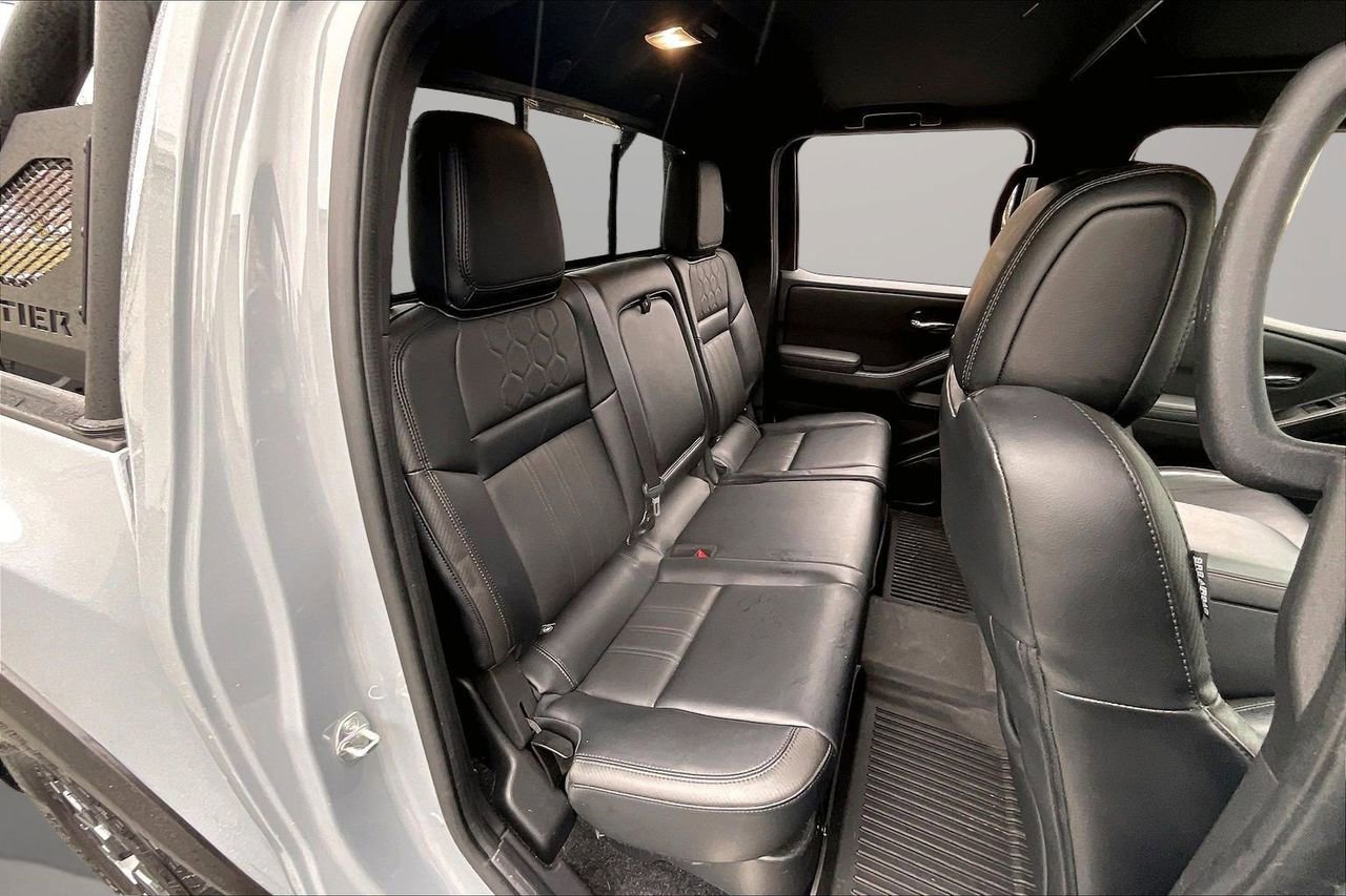 Used 2022 Nissan Frontier PRO-4X w/ Pro-4X Premium Package image 25