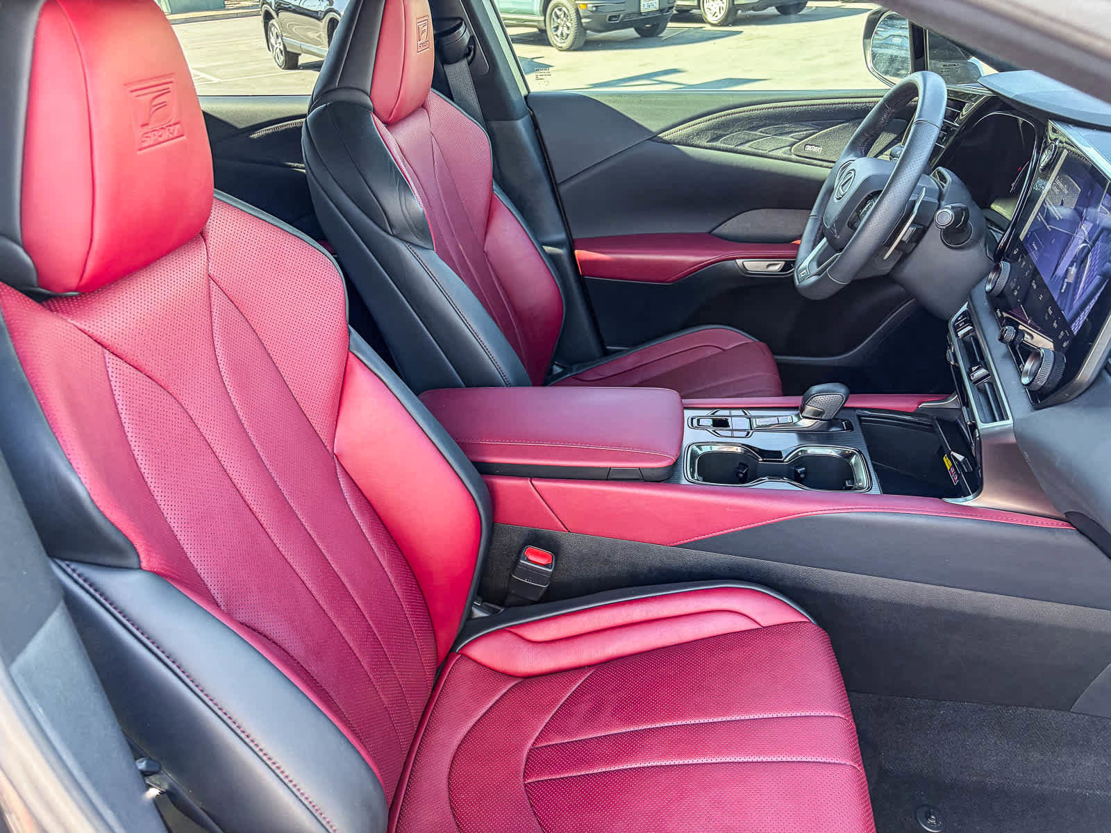 Used 2024 Lexus RX 350 F Sport w/ Convenience Package image 16