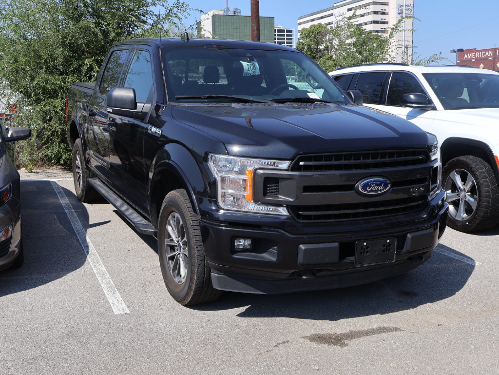 Used 2019 Ford F150 XLT w/ Equipment Group 302A Luxury AWD/4WD image 2