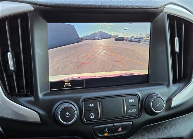 Used 2024 GMC Terrain SLT AWD/4WD image 12