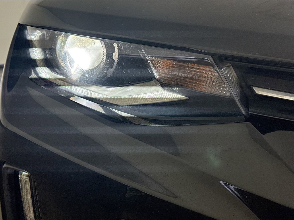 Used 2018 Chevrolet Camaro LT w/ RS Package image 36