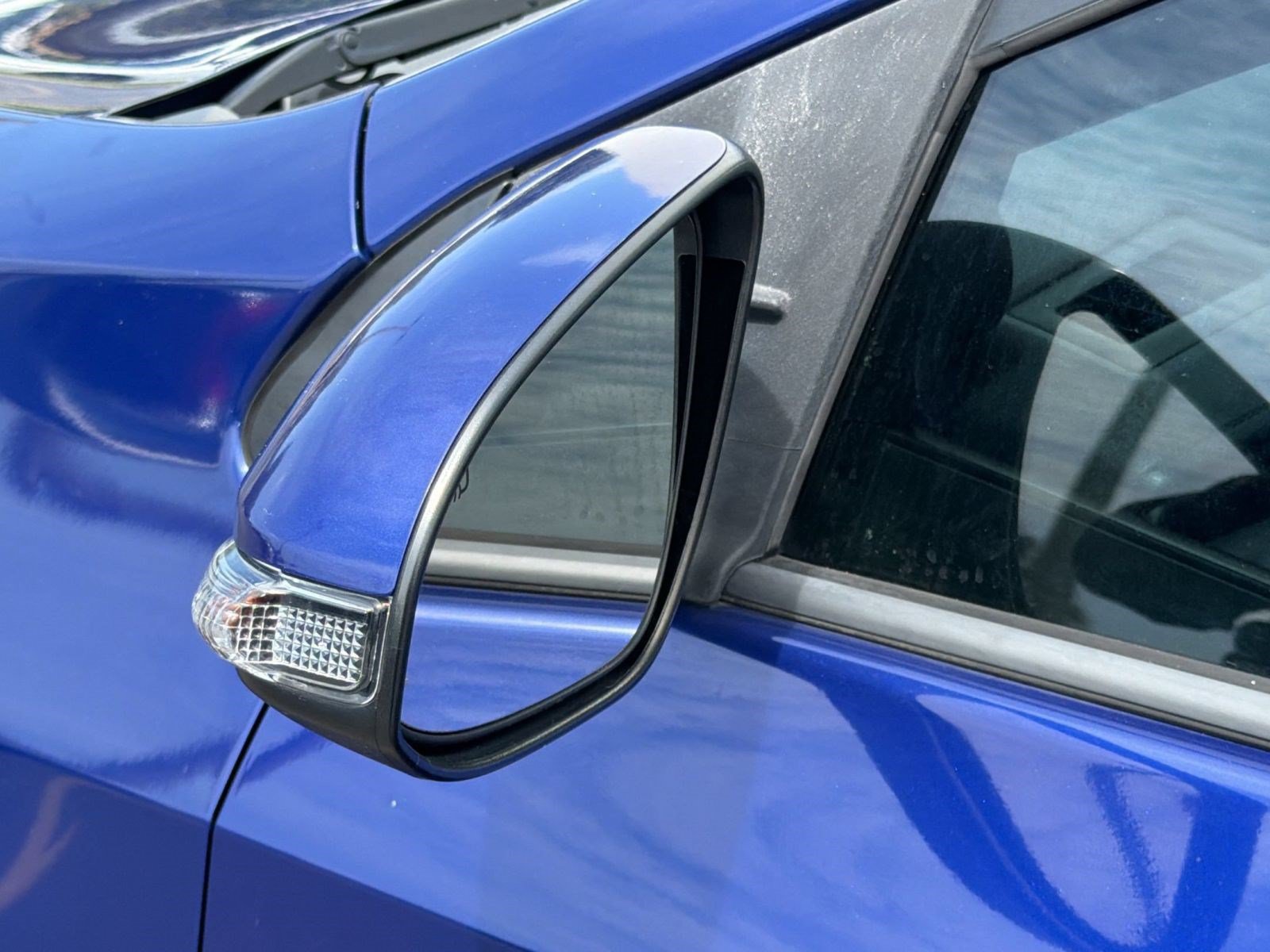 Used 2018 Toyota Corolla SE FWD image 27