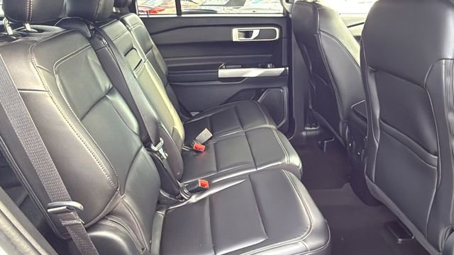 Used 2023 Ford Explorer XLT w/ Equipment Group 202A image 32