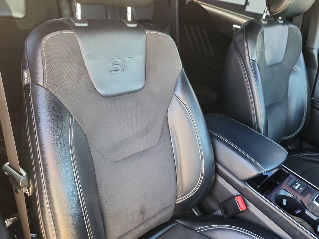 Used 2019 Ford Edge ST w/ Equipment Group 401A image 18