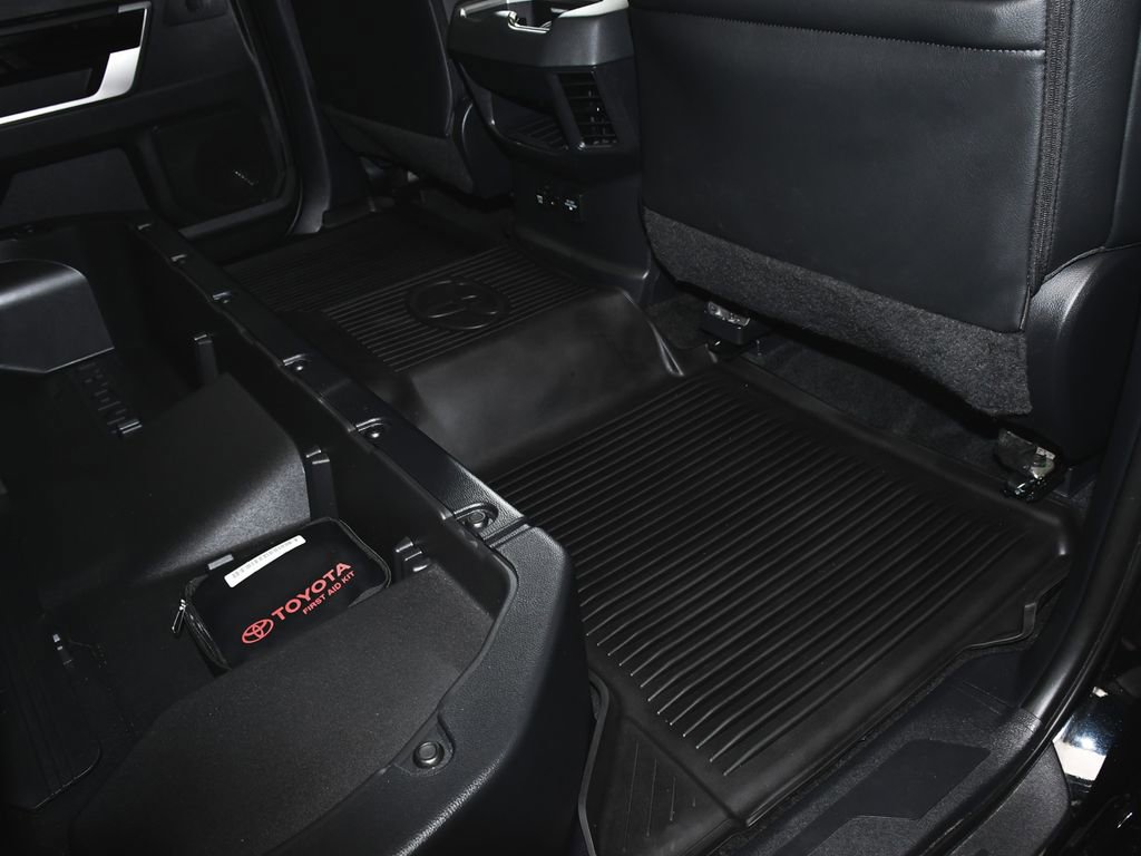 Used 2024 Toyota Tundra Limited w/ Power Package image 50