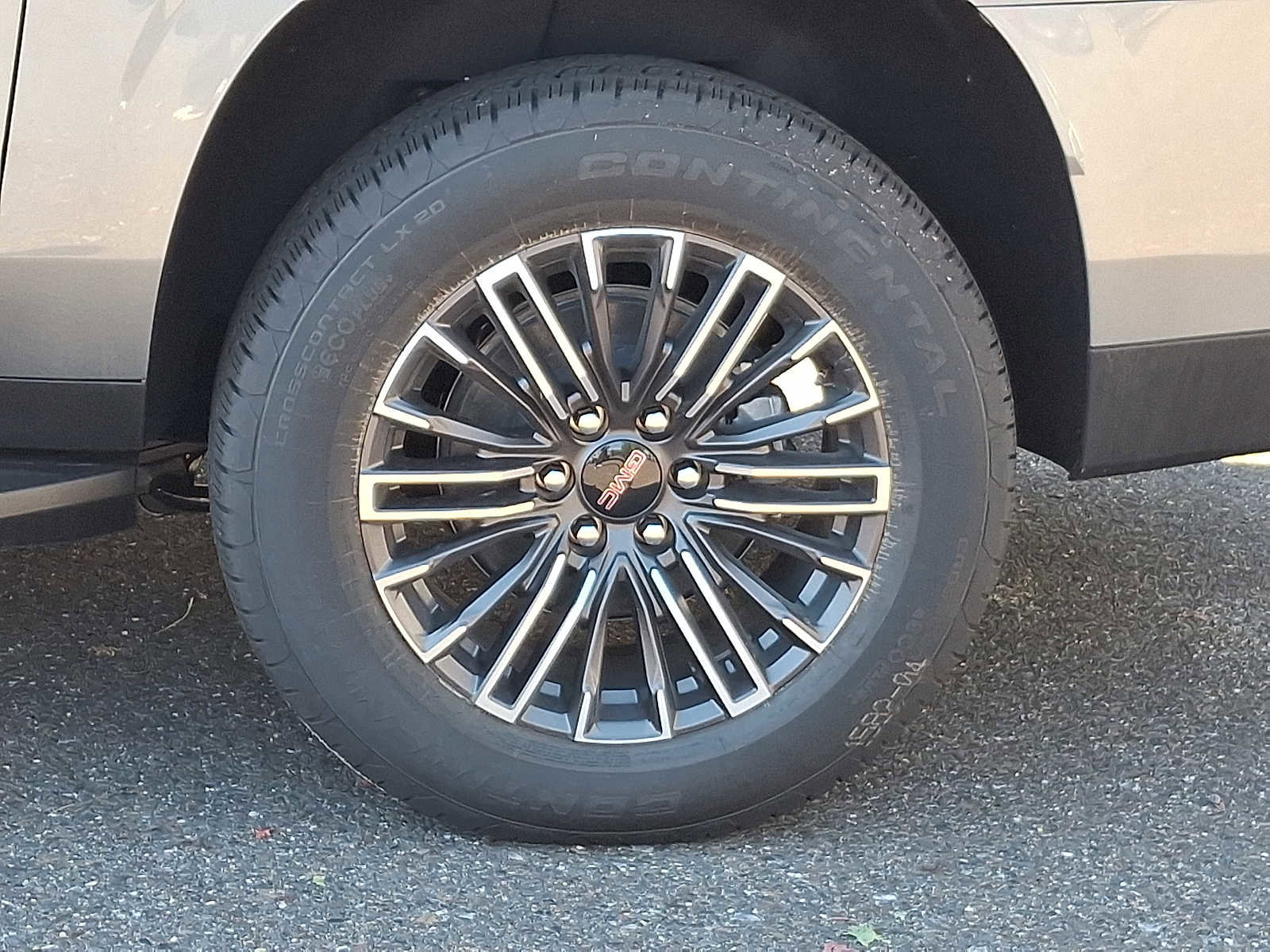 New 2026 GMC Yukon XL Elevation w/ Elevation Premium Package image 5