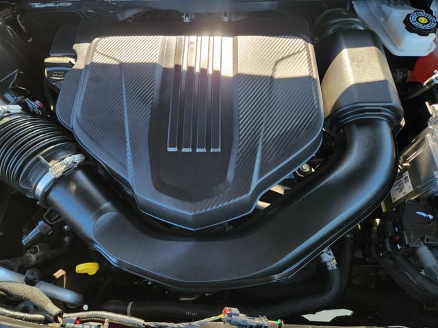 Used 2025 GMC Acadia Elevation image 31