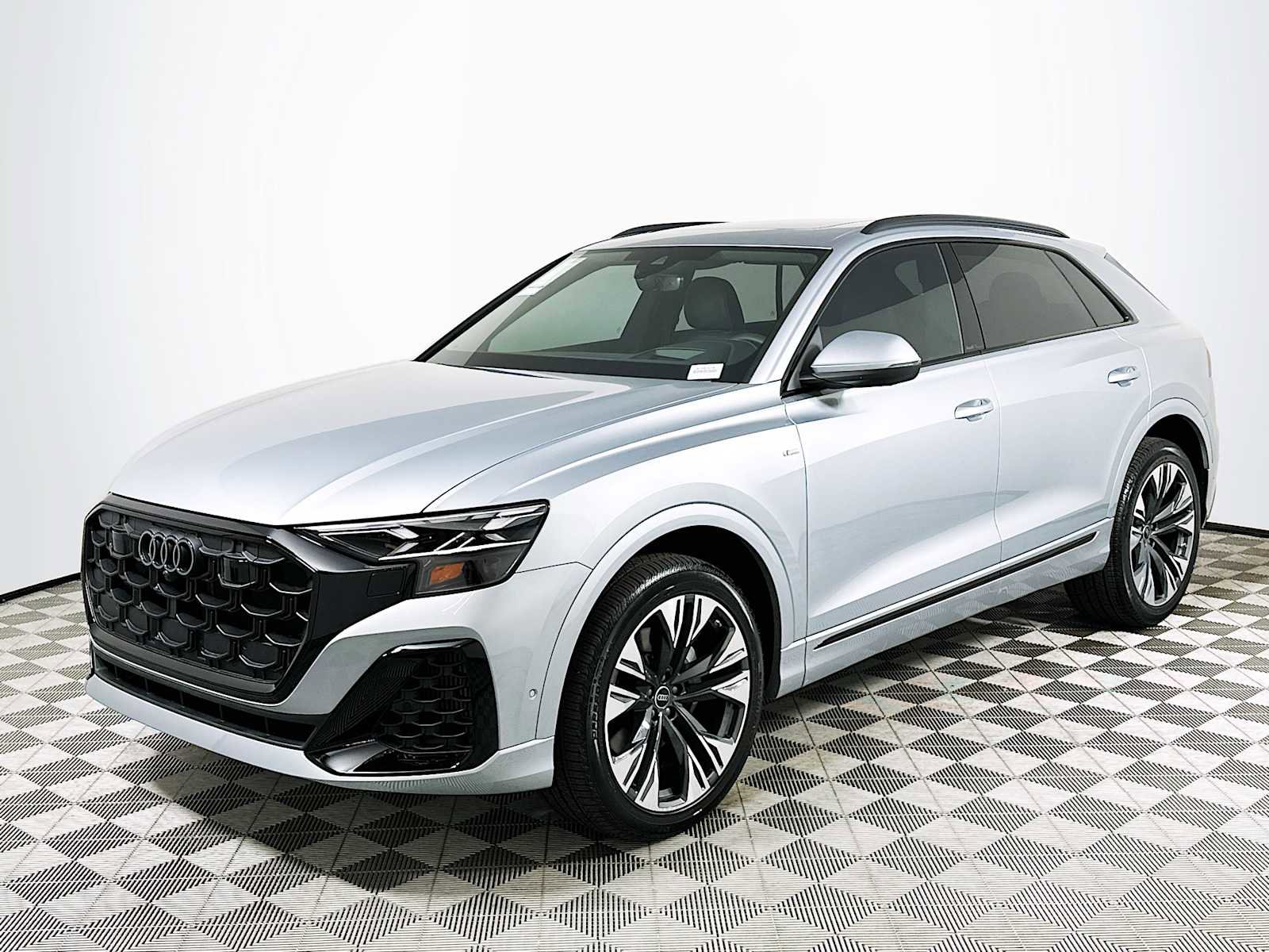 New 2025 Audi Q8 Prestige image 3