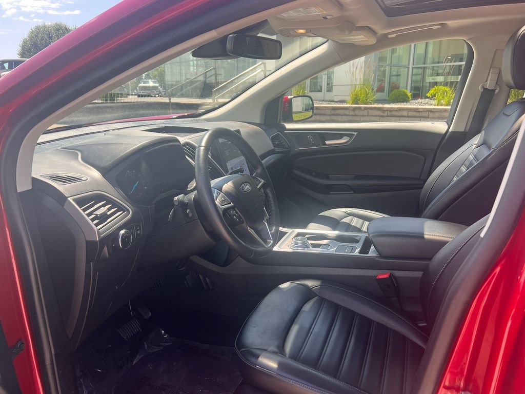 Used 2023 Ford Edge SEL w/ Convenience Package AWD/4WD image 9
