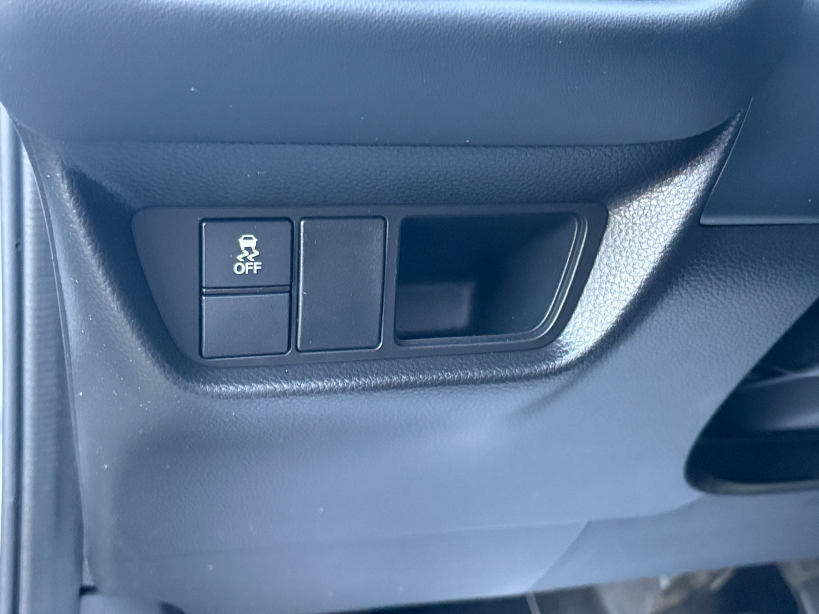 Used 2024 Honda HR-V Sport image 17
