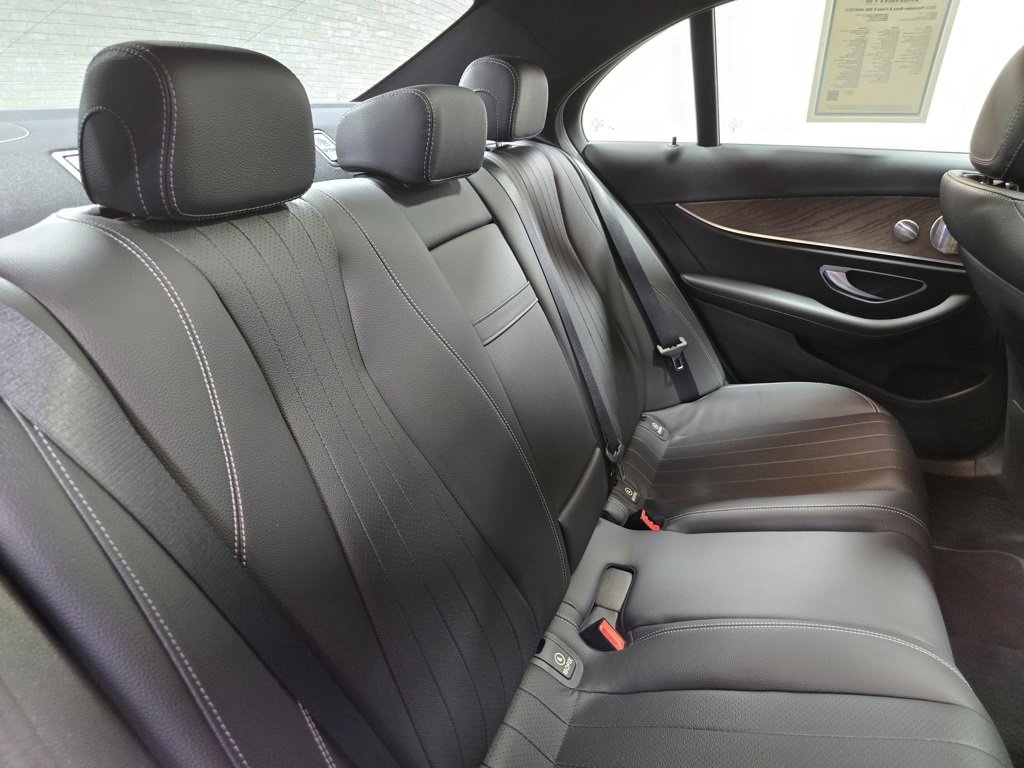 Used 2022 Mercedes-Benz E 350 4MATIC Sedan image 55