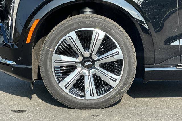 New 2025 Cadillac Escalade IQ Luxury 2 image 31