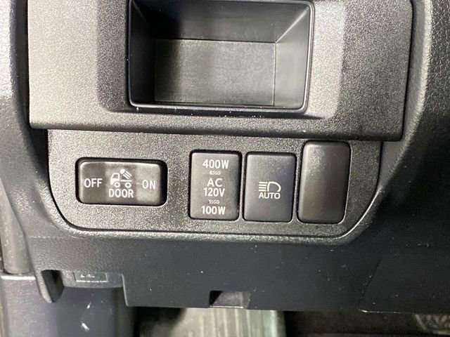 Used 2019 Toyota Tacoma TRD Sport w/ Technology Package AWD/4WD image 14