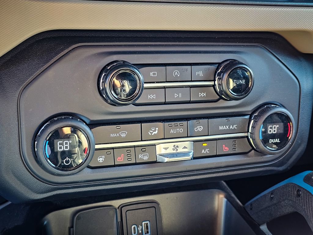 Used 2024 Ford Bronco Wildtrak image 22