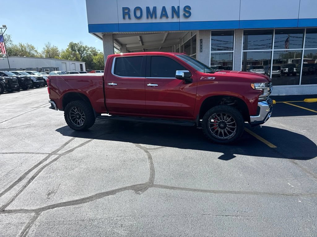 Used 2021 Chevrolet Silverado 1500 LTZ w/ LTZ Premium Package AWD/4WD image 2