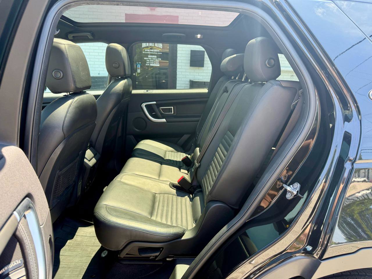 Used 2017 Land Rover Discovery Sport HSE Luxury AWD/4WD image 23