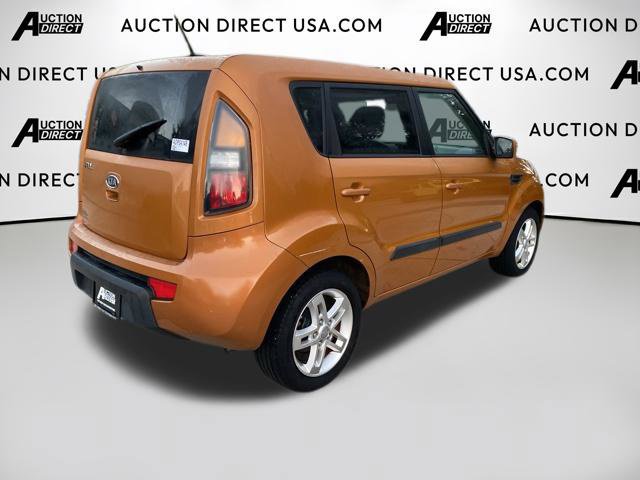 Used 2011 Kia Soul + w/ Audio Pkg FWD image 21