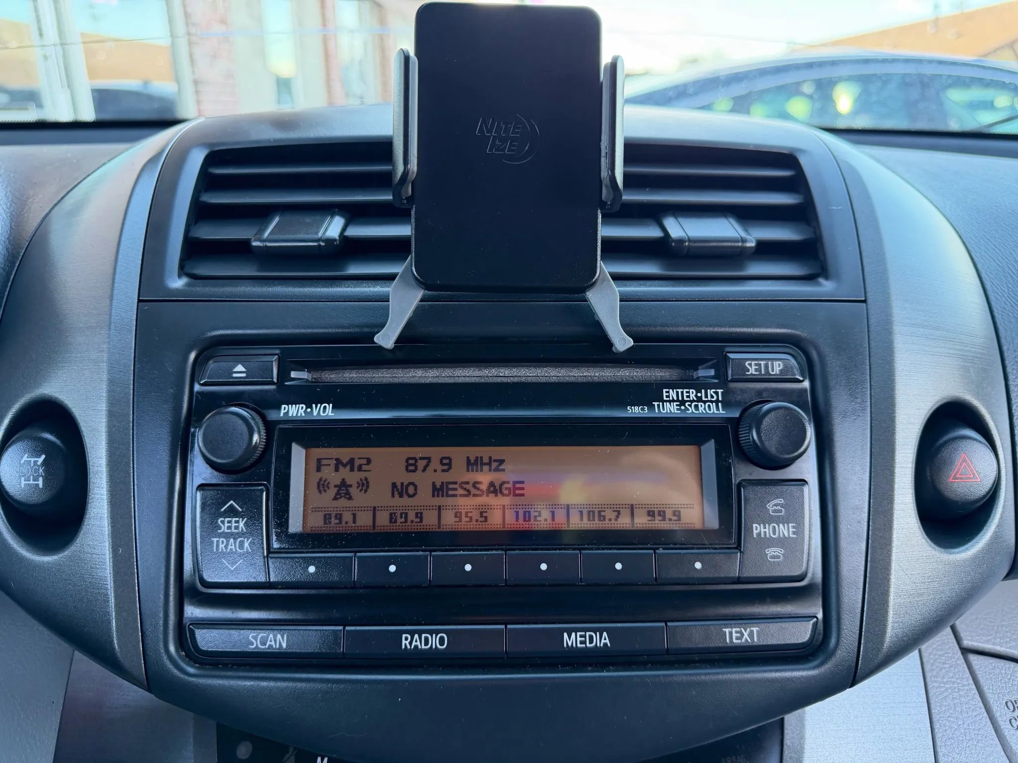 Used 2012 Toyota RAV4 4WD w/ Value Pkg image 22