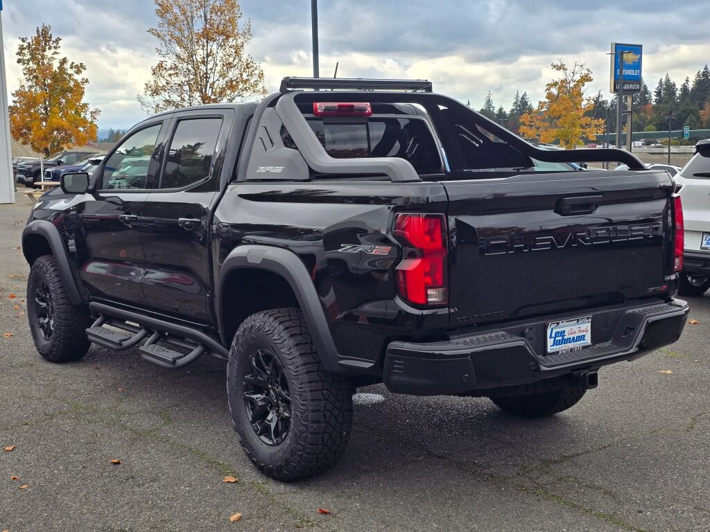New 2026 Chevrolet Colorado ZR2 w/ Midnight Edition AWD/4WD image 3