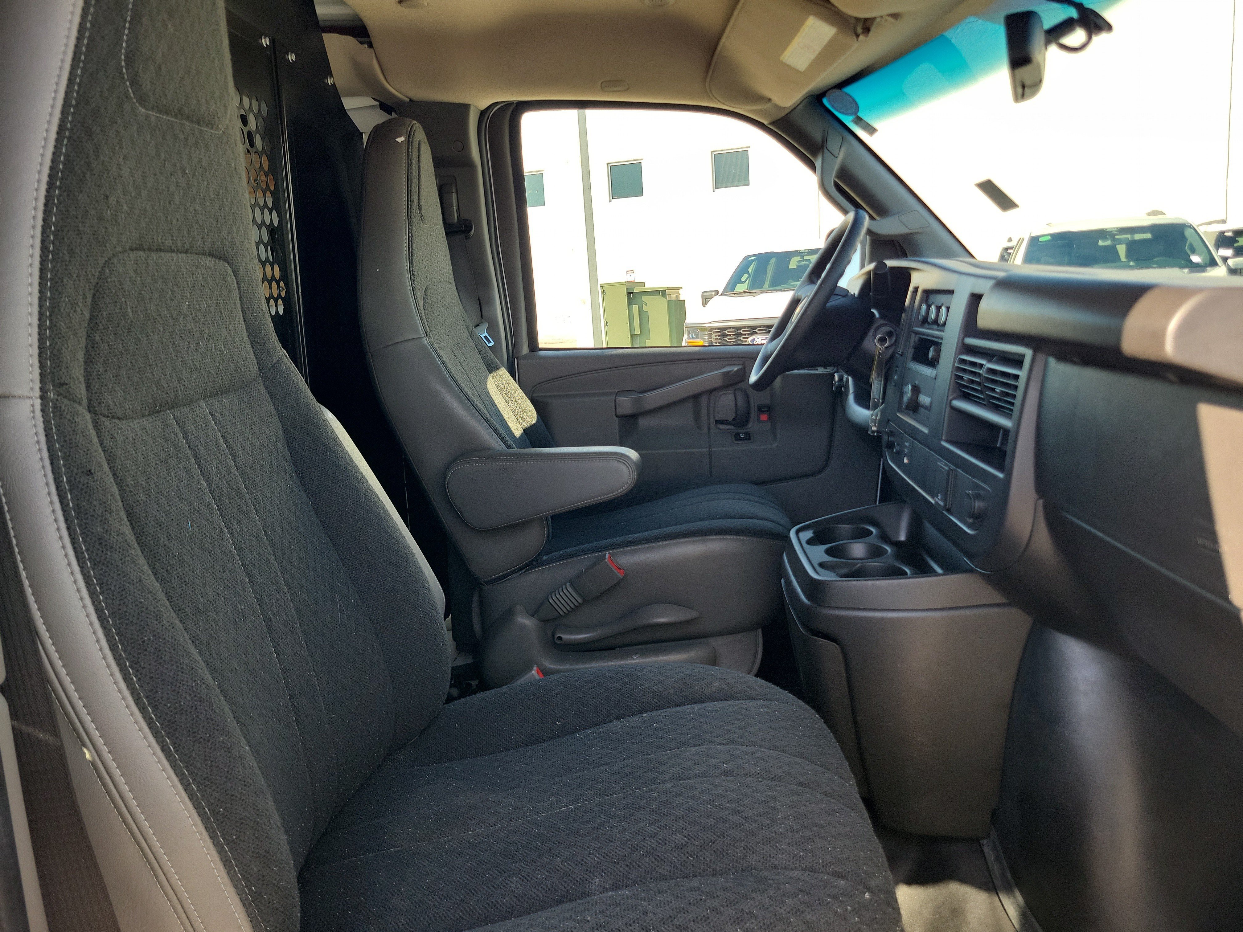 Used 2025 Chevrolet Express 2500 w/ Driver Convenience Package RWD image 19