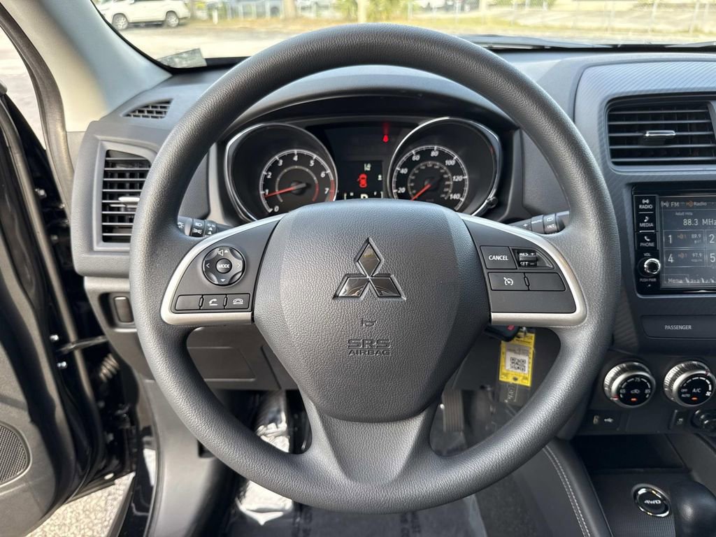 Used 2025 Mitsubishi Outlander Sport ES image 36